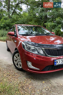 Седан Kia Rio 2011 в 