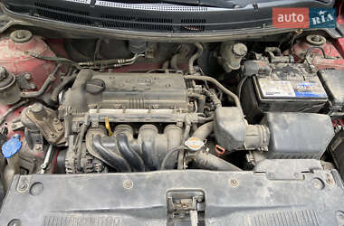 Седан Kia Rio 2011 в 