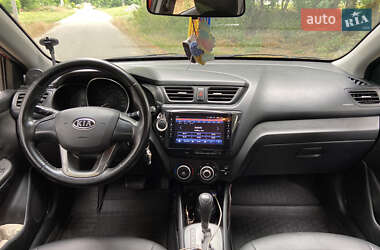 Седан Kia Rio 2011 в 