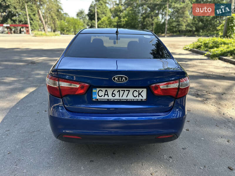 Седан Kia Rio 2012 в Черкассах