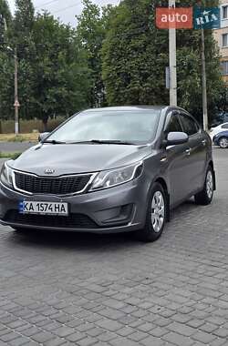 Седан Kia Rio 2013 в Днепре