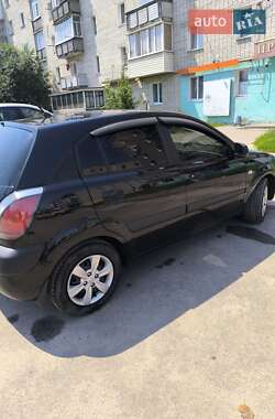 Хэтчбек Kia Rio 2008 в Шостке