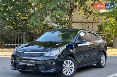 Седан Kia Rio 2018 в Миколаєві