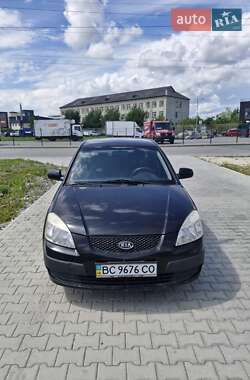 Седан Kia Rio 2006 в Львове