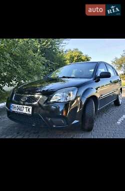 Хетчбек Kia Rio 2009 в Одесі