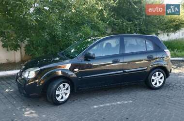 Хетчбек Kia Rio 2009 в Одесі