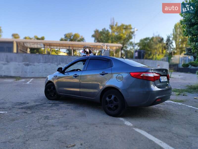 Седан Kia Rio 2012 в Запорожье