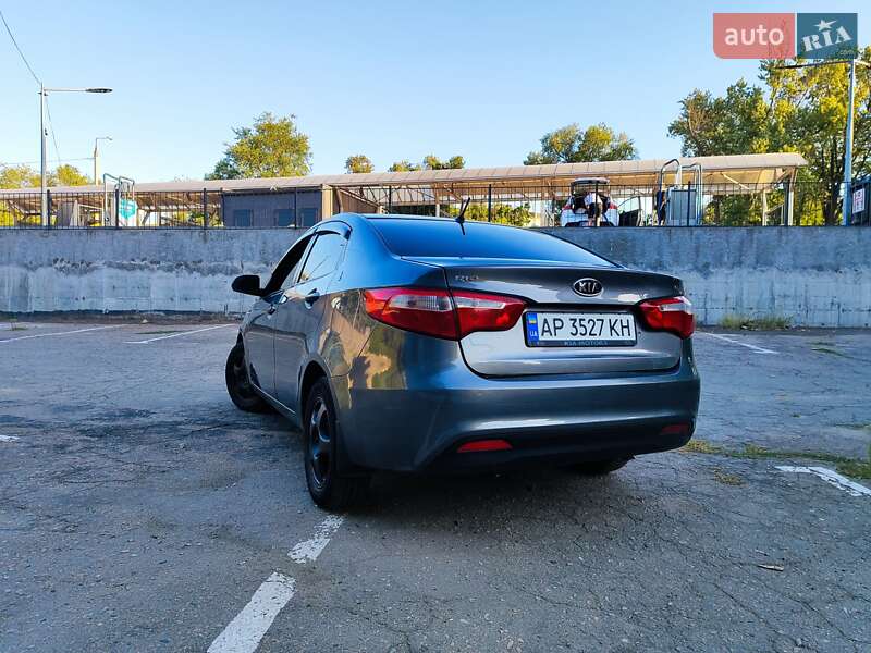 Седан Kia Rio 2012 в Запорожье