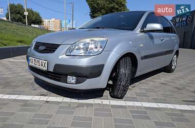 Хетчбек Kia Rio 2008 в Чернігові