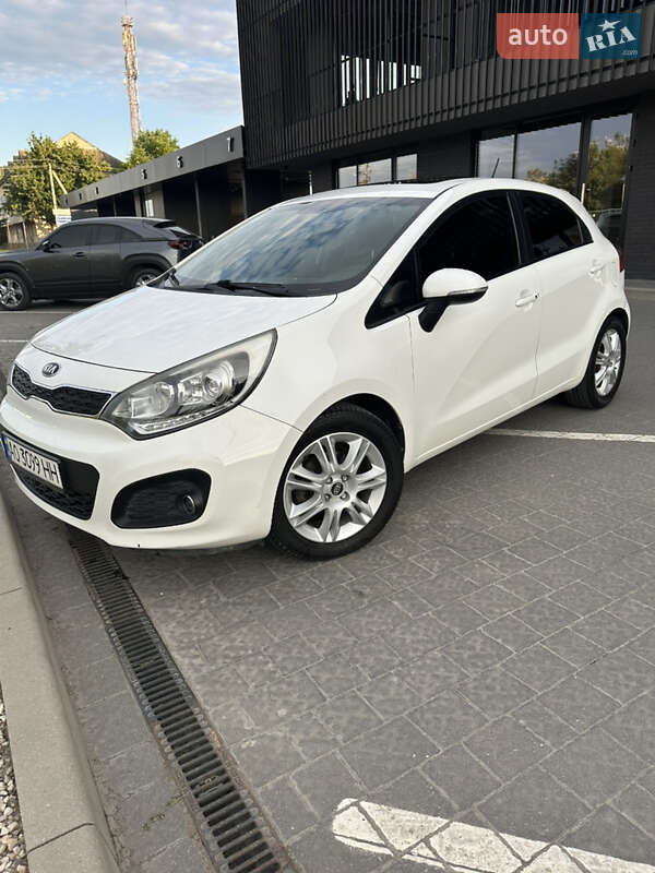 Хетчбек Kia Rio 2012 в Ужгороді фото Хетчбек Kia Rio 2012 в Ужгороді