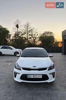 Седан Kia Rio 2018 в 