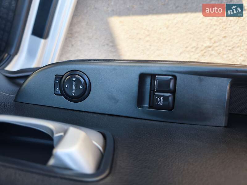 Седан Kia Rio 2013 в Великой Багачке