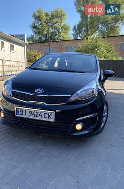 Седан Kia Rio 2017 в Лубнах