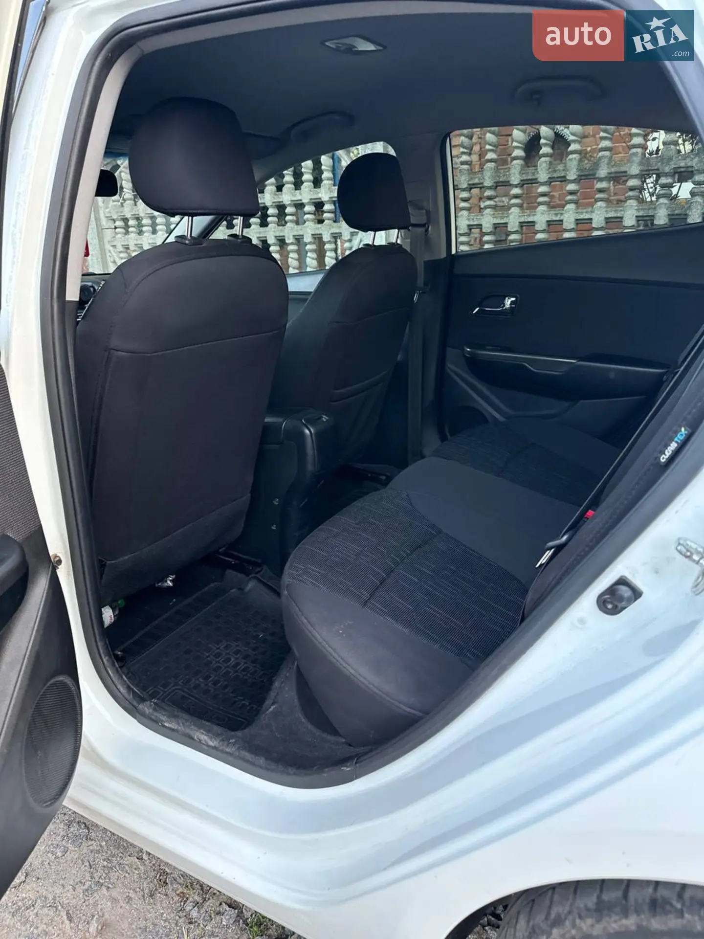 2013 Kia Rio - мініатюра 4
