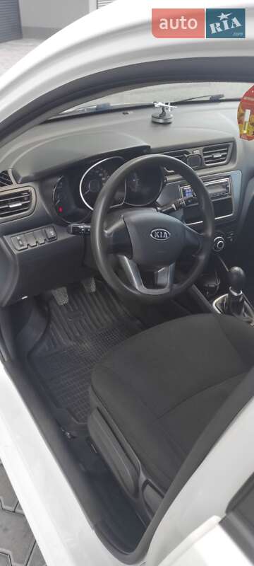 Седан Kia Rio 2012 в Хмельницькому