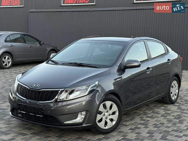 Седан Kia Rio 2012 в Одессе
