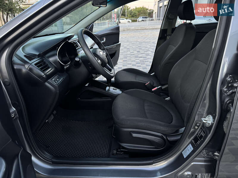 Седан Kia Rio 2012 в Одессе