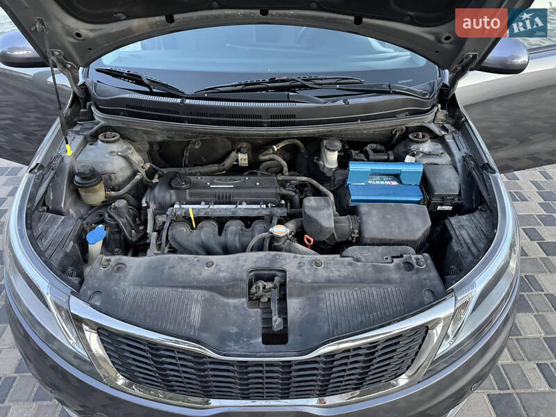 Седан Kia Rio 2012 в Одессе