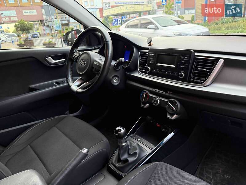 Хэтчбек Kia Rio 2018 в Львове