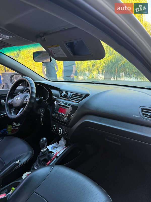 Седан Kia Rio 2013 в Первомайске