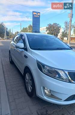 Седан Kia Rio 2011 в 