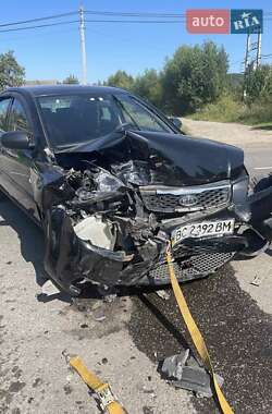 Седан Kia Rio 2010 в Львові