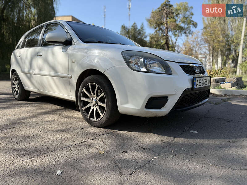 Хетчбек Kia Rio 2011 в Павлограді фото 9 Хетчбек Kia Rio 2011 в Павлограді