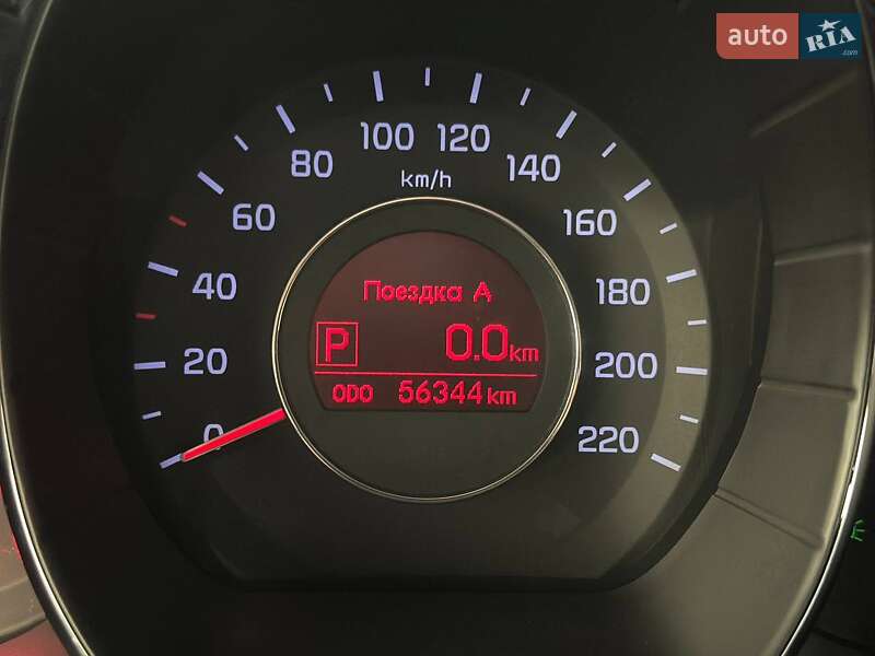 Седан Kia Rio 2012 в Львове