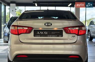 Седан Kia Rio 2012 в 