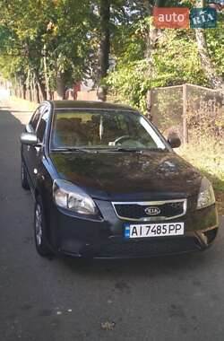 Седан Kia Rio 2010 в 