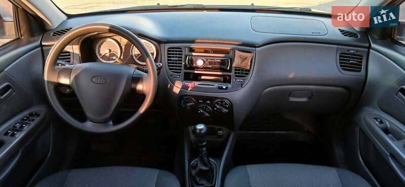 Хетчбек Kia Rio 2006 в Білій Церкві фото 10 Хетчбек Kia Rio 2006 в Білій Церкві