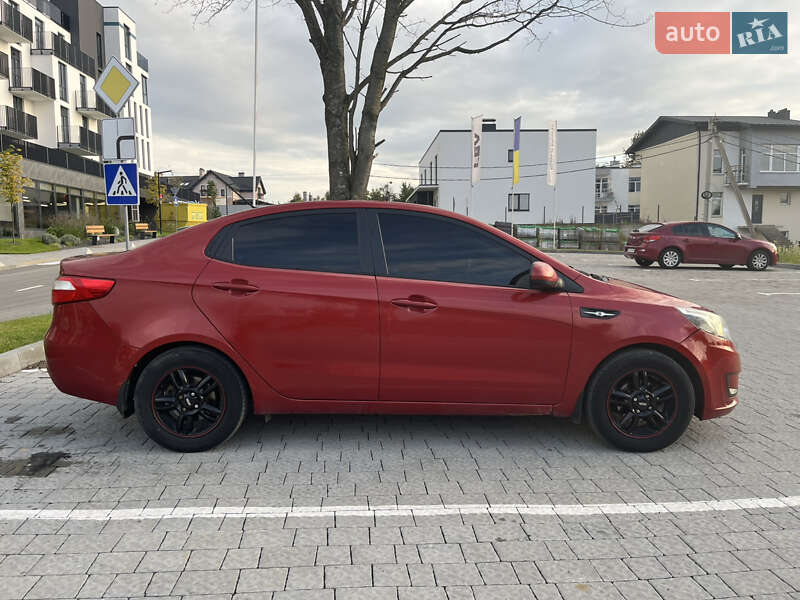 Седан Kia Rio 2011 в Львове фото 10 Седан Kia Rio 2011 в Львове