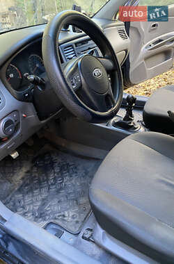 Седан Kia Rio 2011 в 