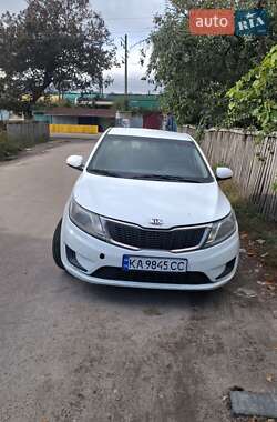 Седан Kia Rio 2013 в 