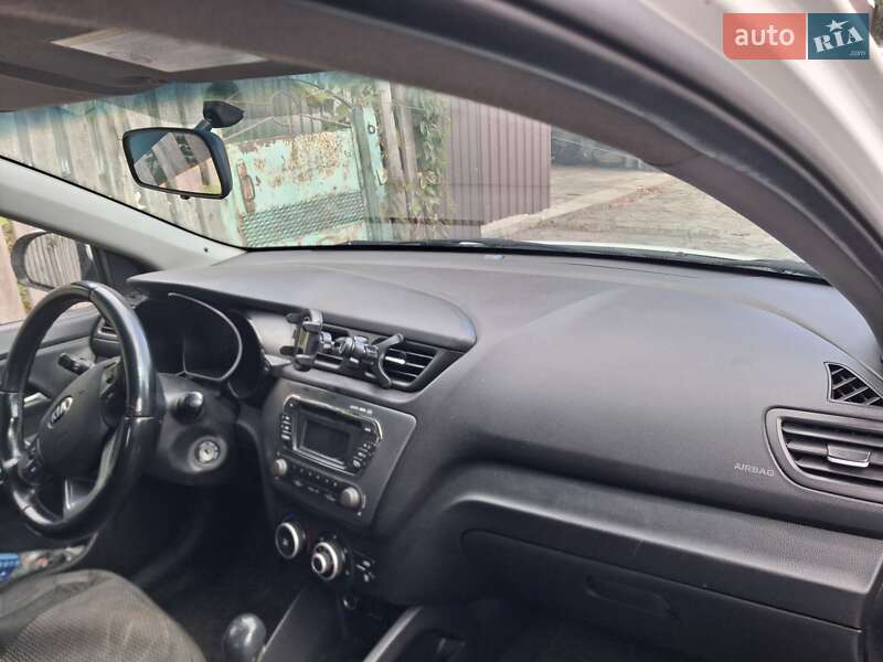 Седан Kia Rio 2013 в Фастове фото 5 Седан Kia Rio 2013 в Фастове