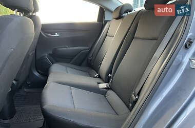 Седан Kia Rio 2021 в  фото 42 Седан Kia Rio 2021 в