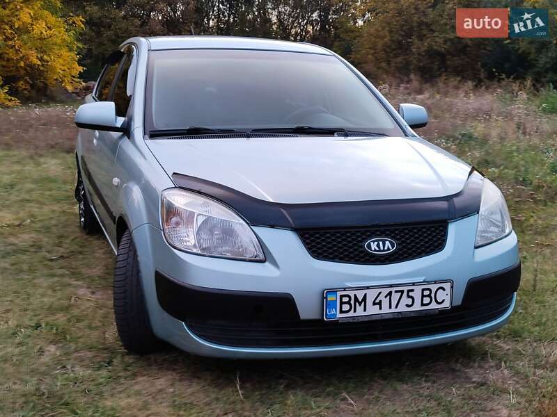 Седан Kia Rio 2007 в Полтаве