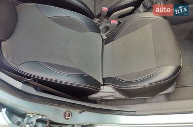 Седан Kia Rio 2007 в  фото 24 Седан Kia Rio 2007 в