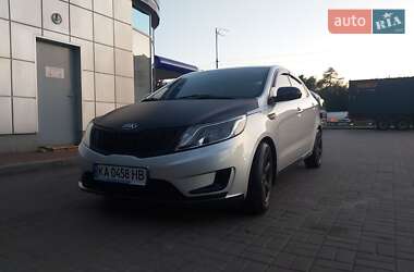 Седан Kia Rio 2013 в Киеве