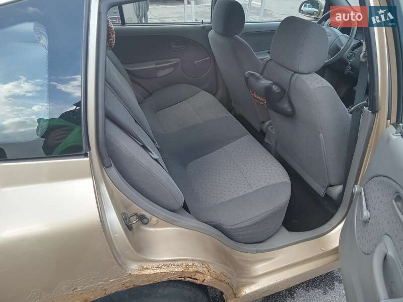 Универсал Kia Rio 2005 в Киеве