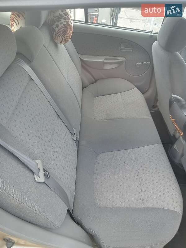 Универсал Kia Rio 2005 в Киеве