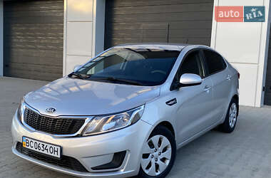 Седан Kia Rio 2014 в 