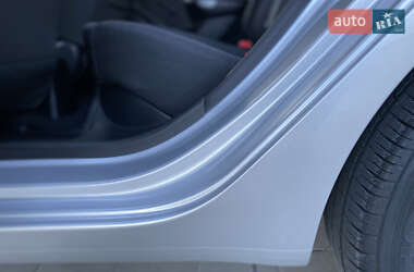 Седан Kia Rio 2014 в 