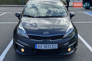 Седан Kia Rio 2016 в 