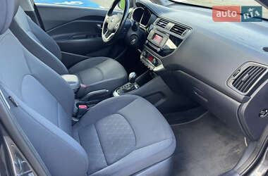 Седан Kia Rio 2016 в 