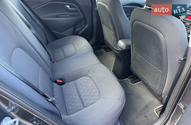 Седан Kia Rio 2016 в 