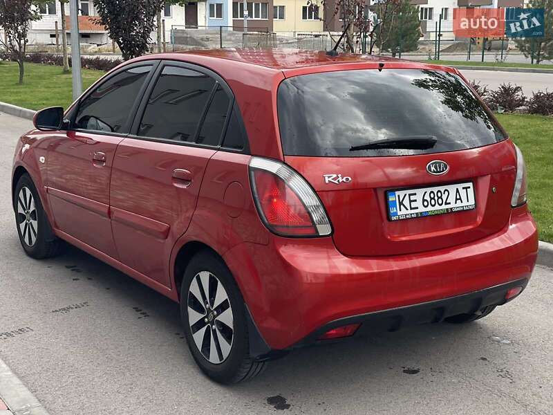 Хэтчбек Kia Rio 2011 в Днепре фото 10 Хэтчбек Kia Rio 2011 в Днепре