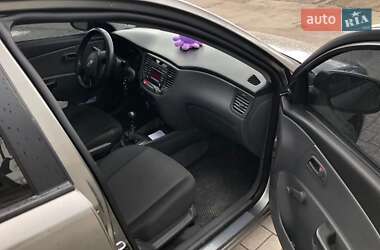 Седан Kia Rio 2011 в 