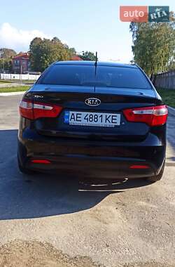 Седан Kia Rio 2011 в 