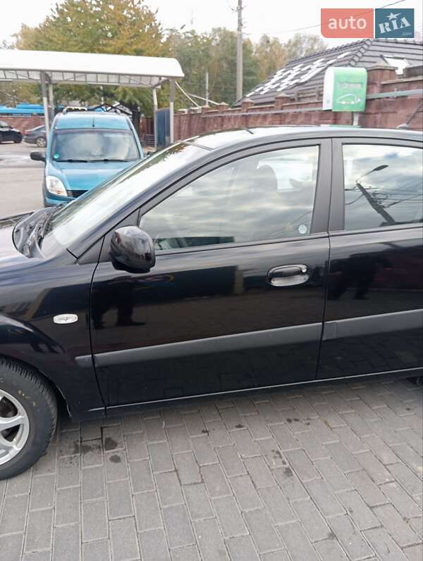 Хетчбек Kia Rio 2007 в Рівному фото 14 Хетчбек Kia Rio 2007 в Рівному